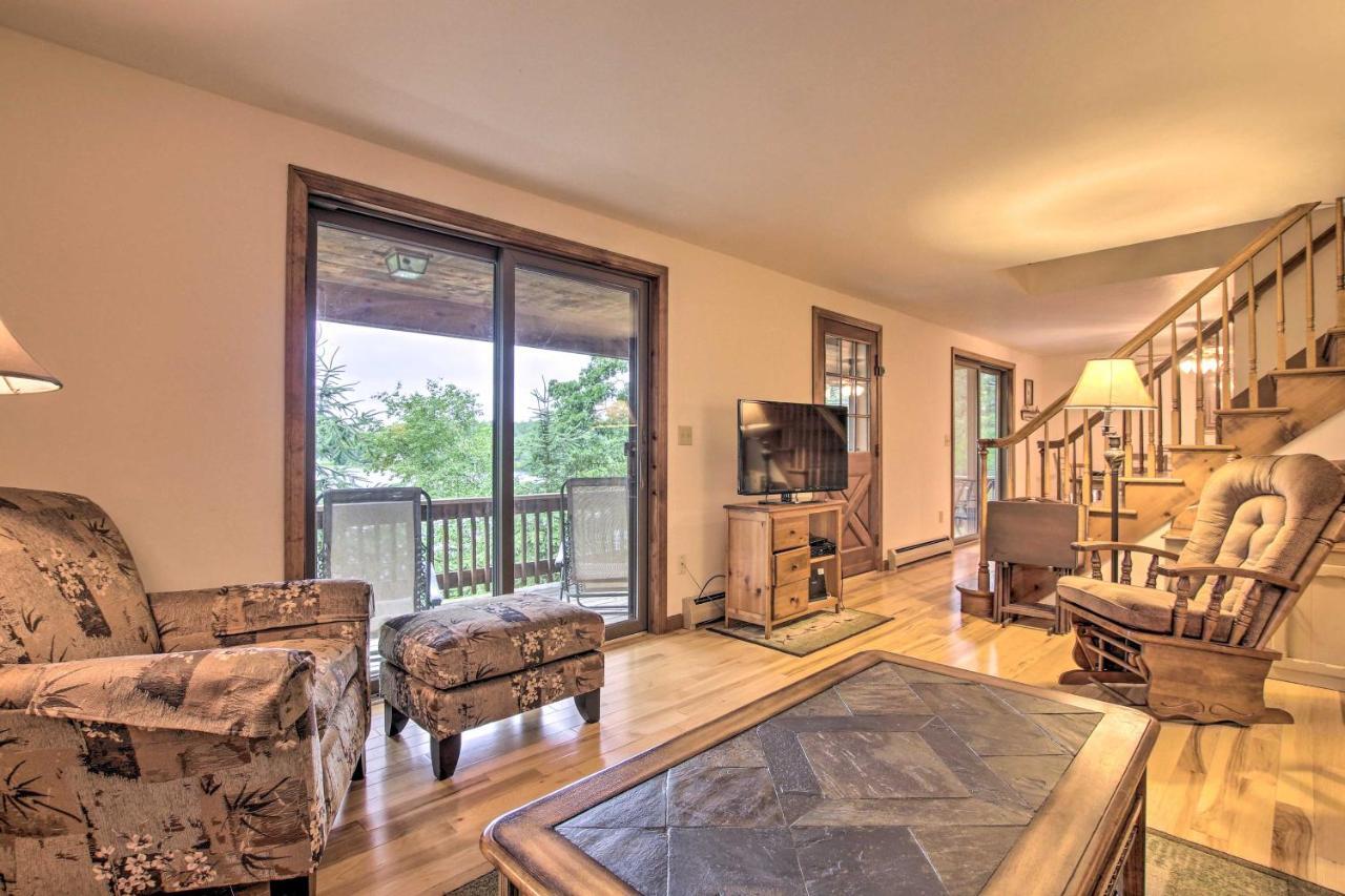 Waterfront New England House On Wickaboag Lake! West Brookfield Buitenkant foto