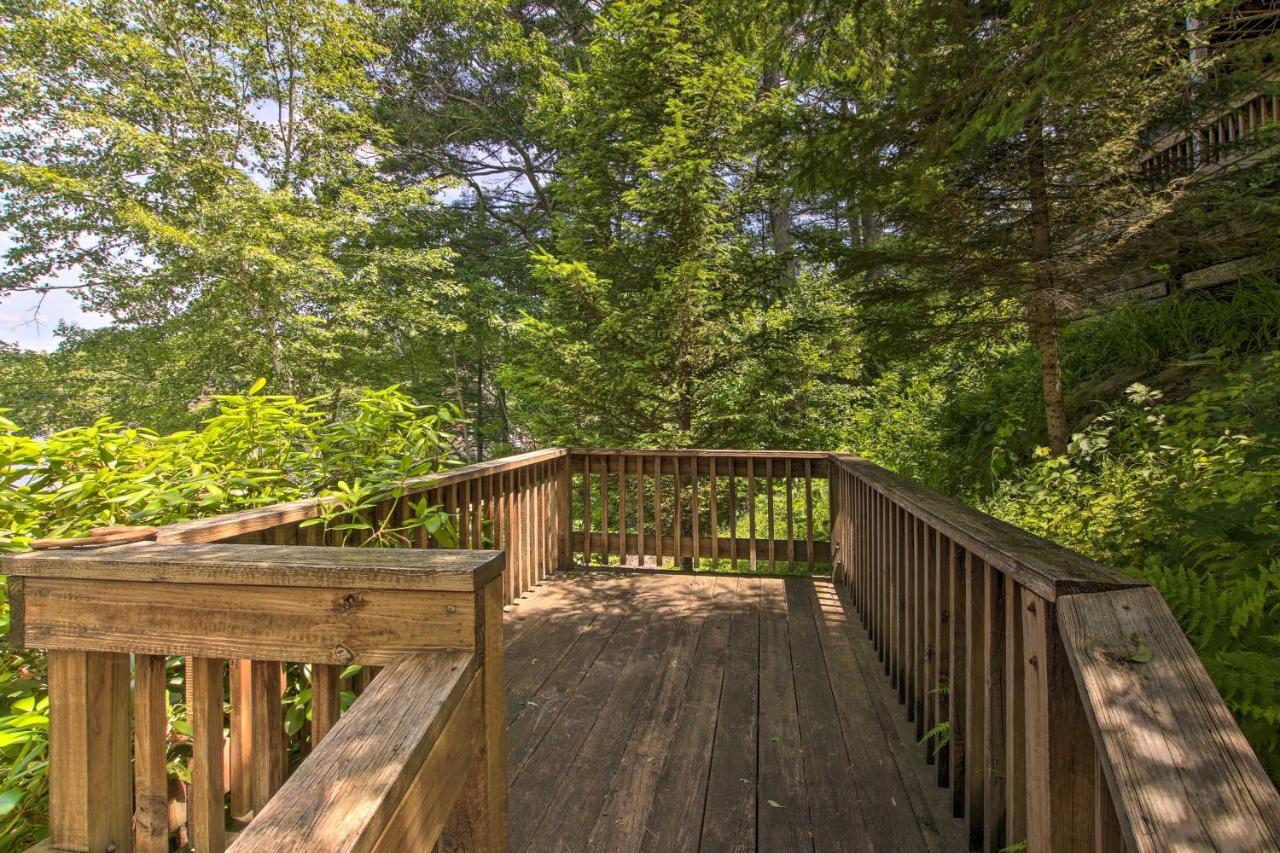 Waterfront New England House On Wickaboag Lake! West Brookfield Buitenkant foto